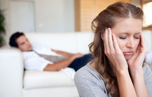 Các chị em phụ nữ cứ đau đáu vì suy giảm nội tiết tố